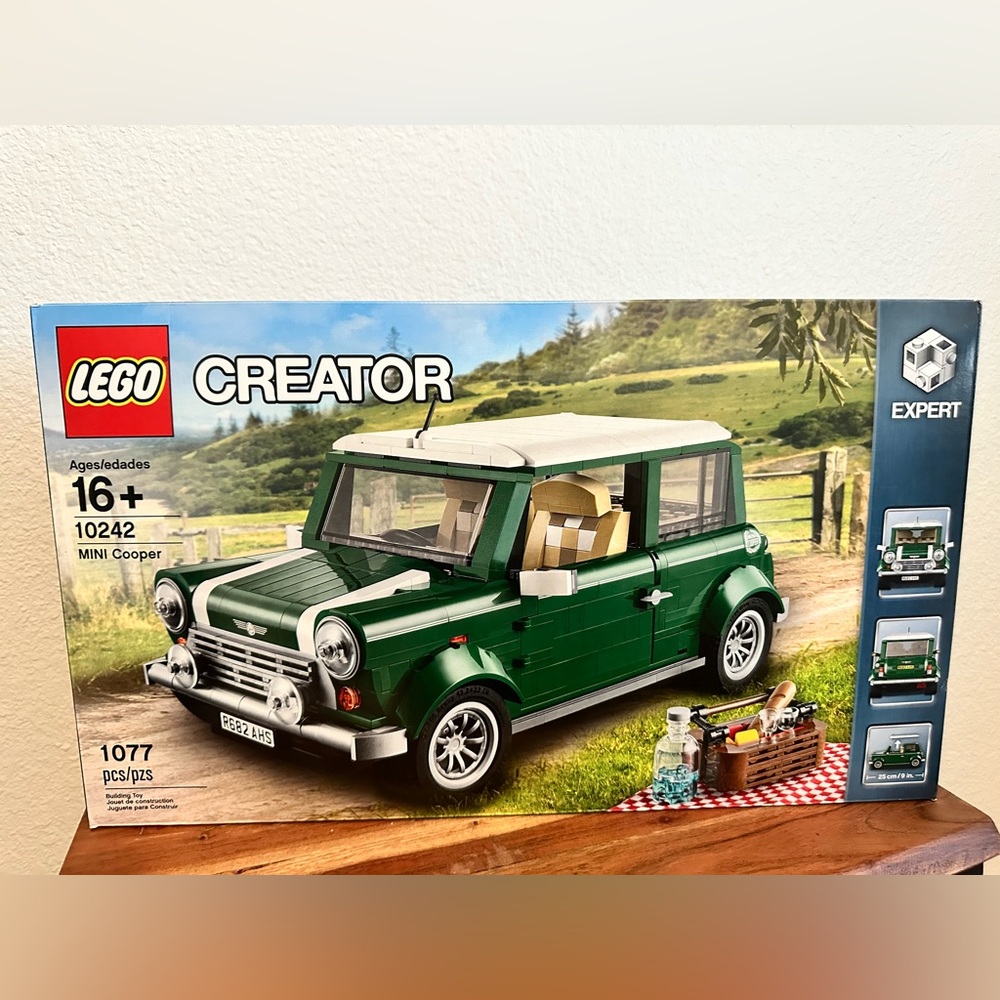 Brand New LEGO Creator Expert Mini Cooper 10242 – Sealed Box!